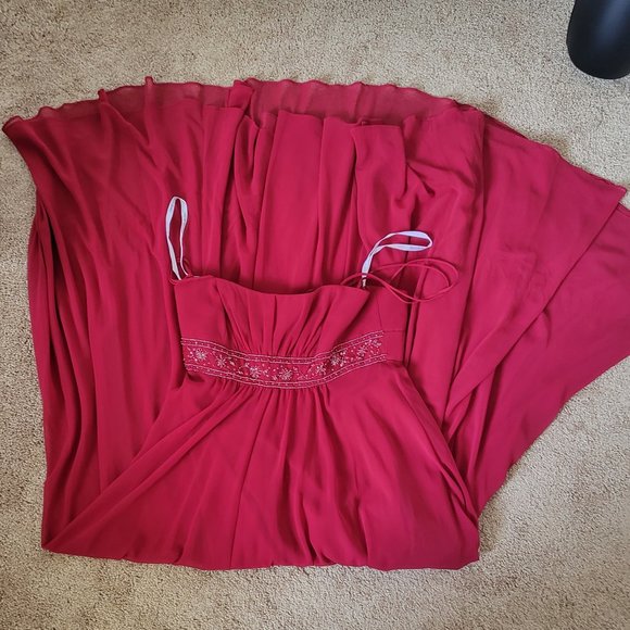 David’s Bridal Spaghetti Strap Chiffon Dress - Picture 8 of 10